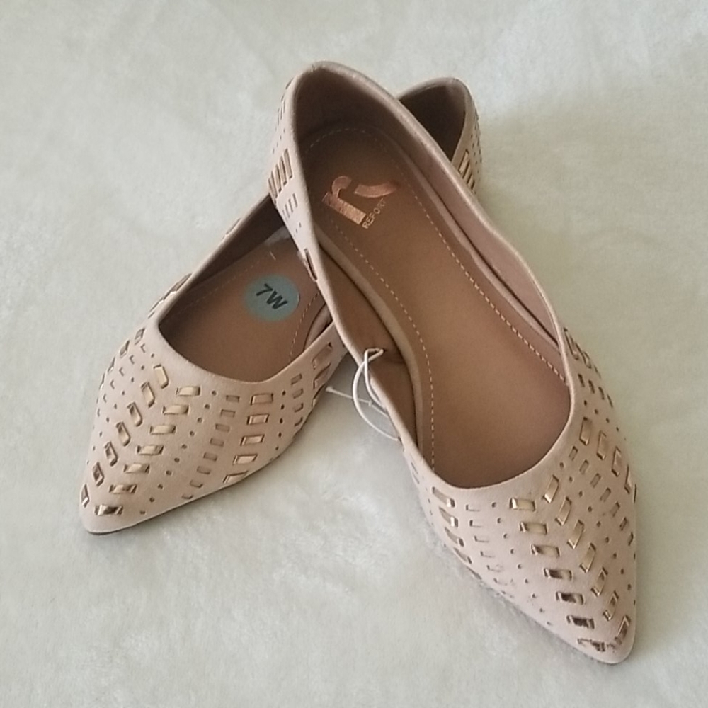 Report pink flats